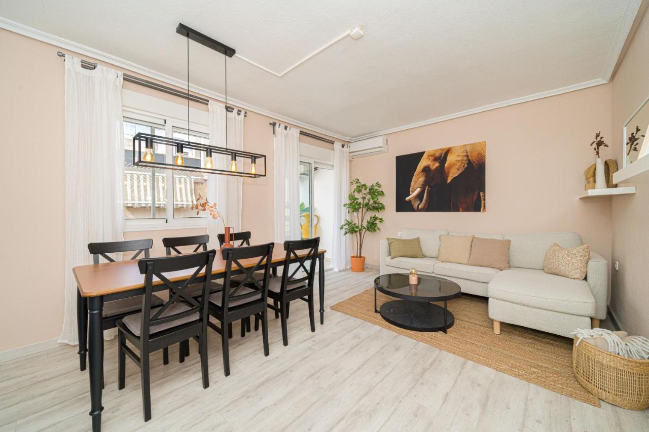 Casa Terra: Apartment 50 Meters From The Beach Torrevieja Buitenkant foto