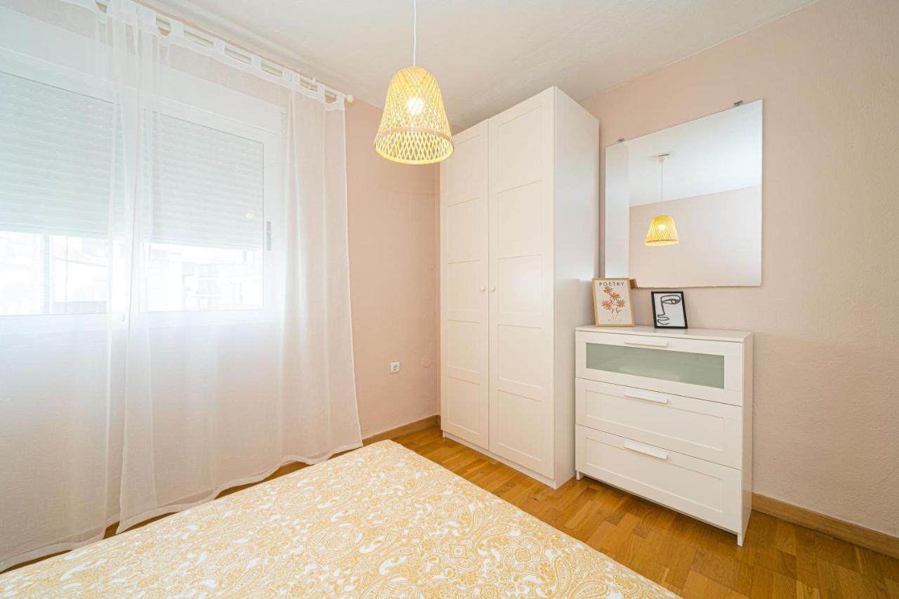 Casa Terra: Apartment 50 Meters From The Beach Torrevieja Buitenkant foto