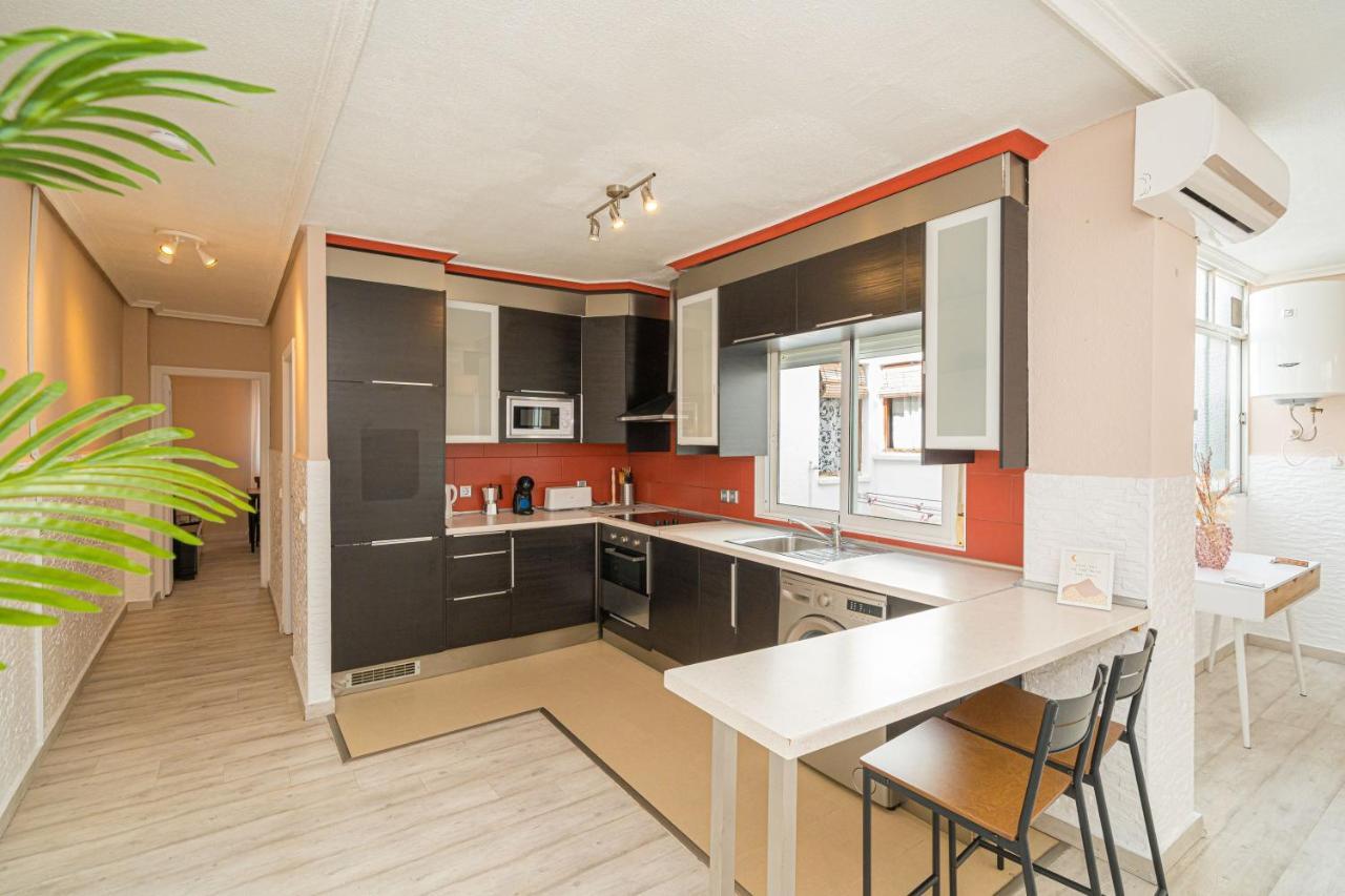 Casa Terra: Apartment 50 Meters From The Beach Torrevieja Buitenkant foto